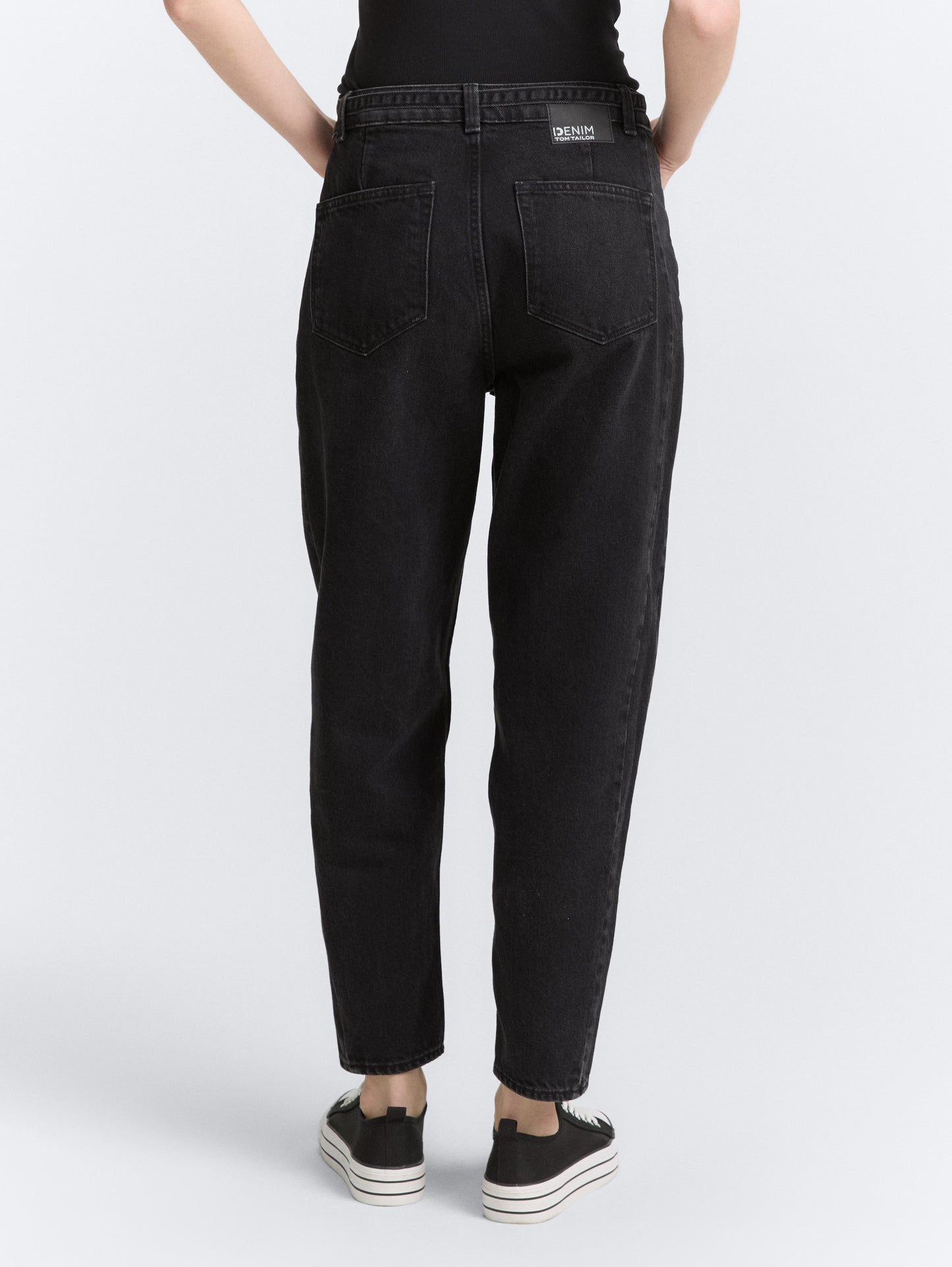 Jeans TTADEA barrel | Noir délavé