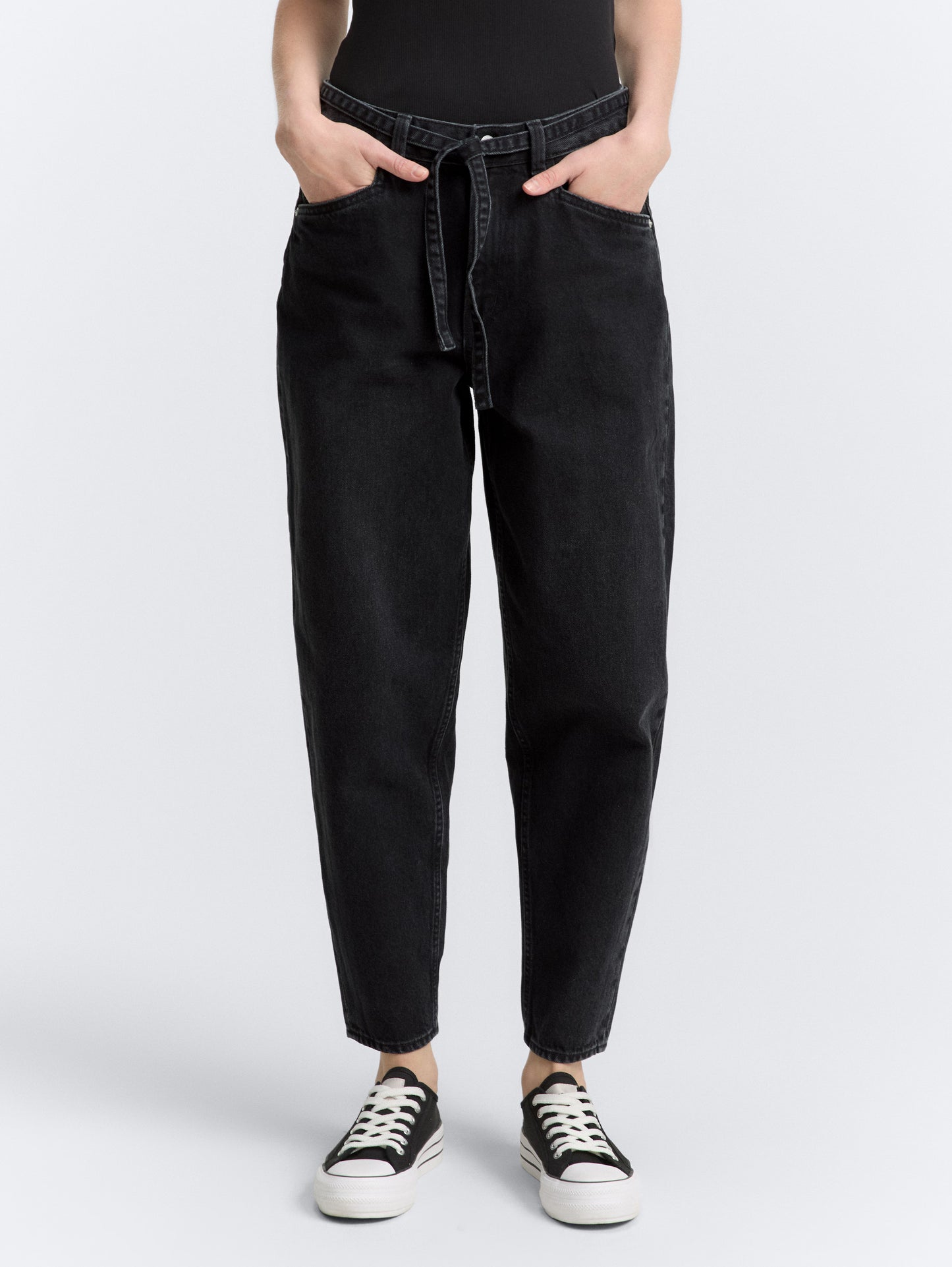 Jeans TTADEA barrel | Noir délavé