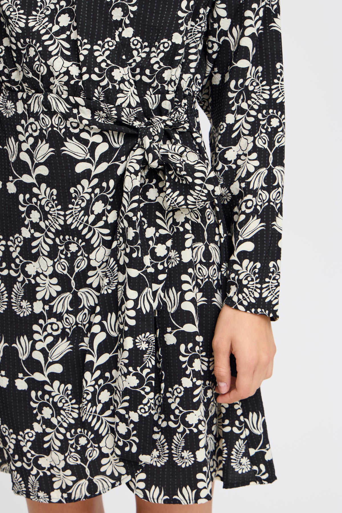 Robe Gocina | Fleurs noirs