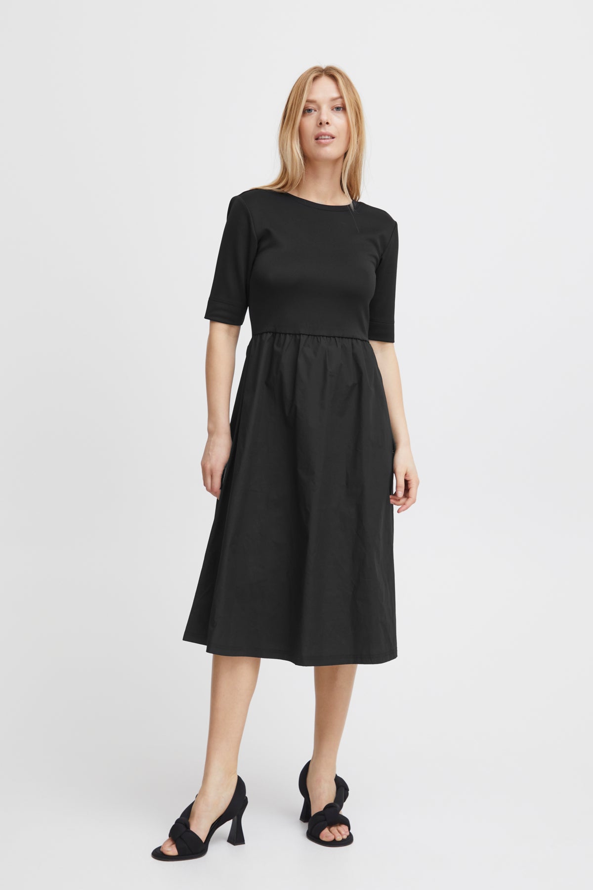 Robe Rini | Noire