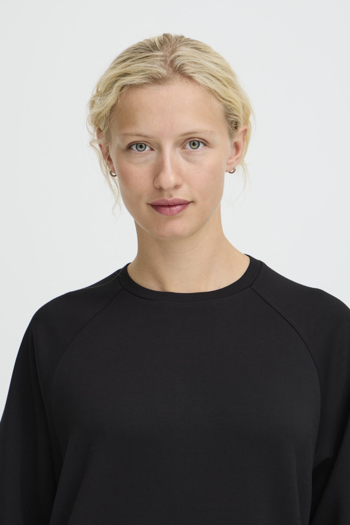 Robe Pusti | Noire