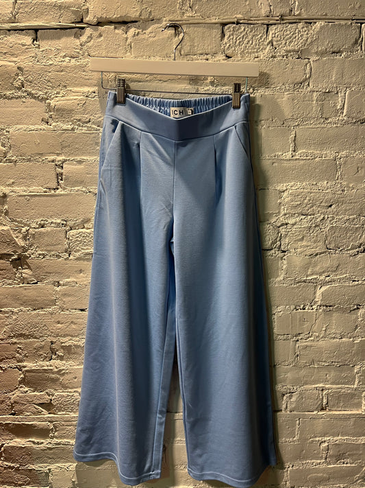 Pantalon Kate Court & Large | Della Robbia Bleu