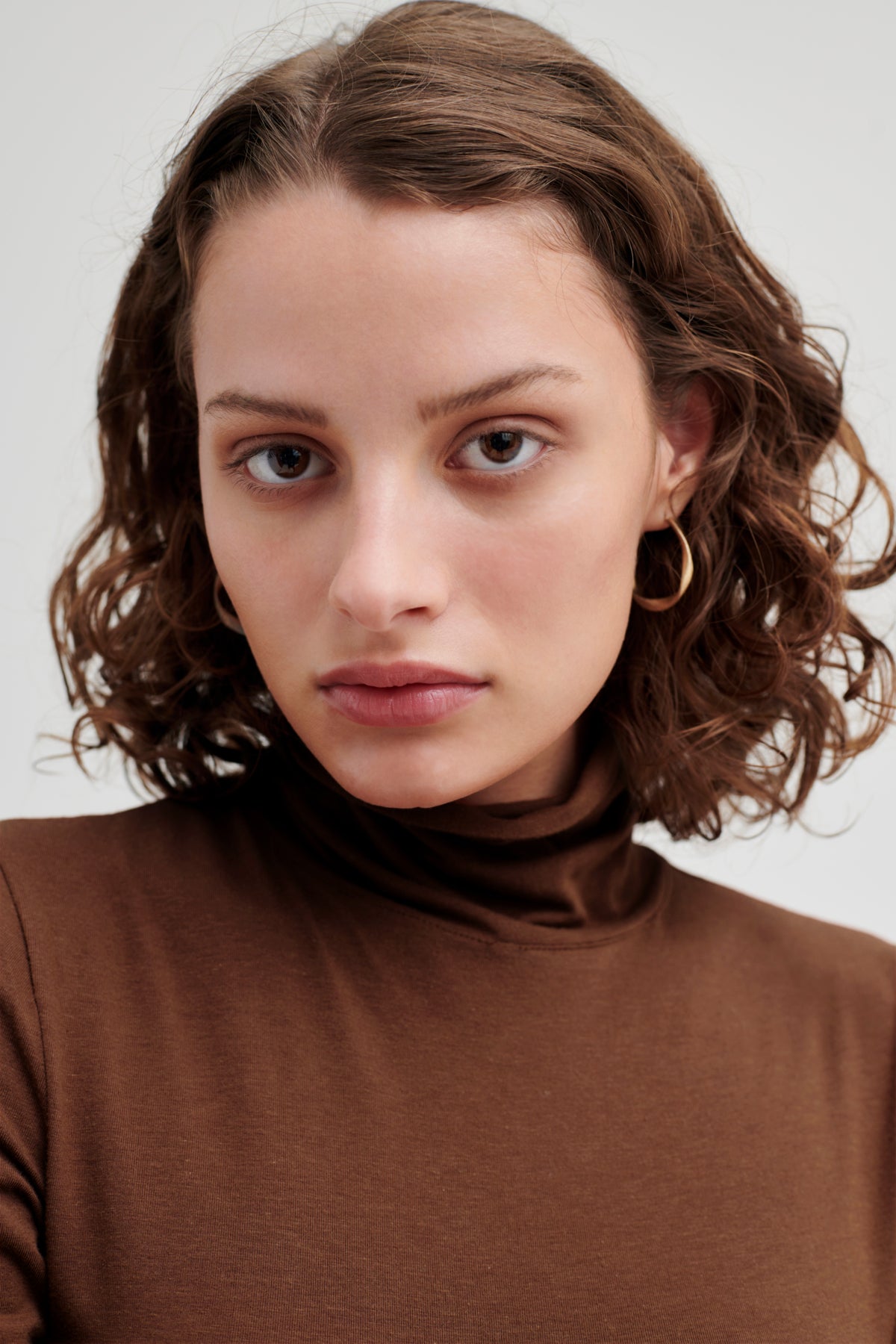 Chandail B.Young Col roulé | Brunette