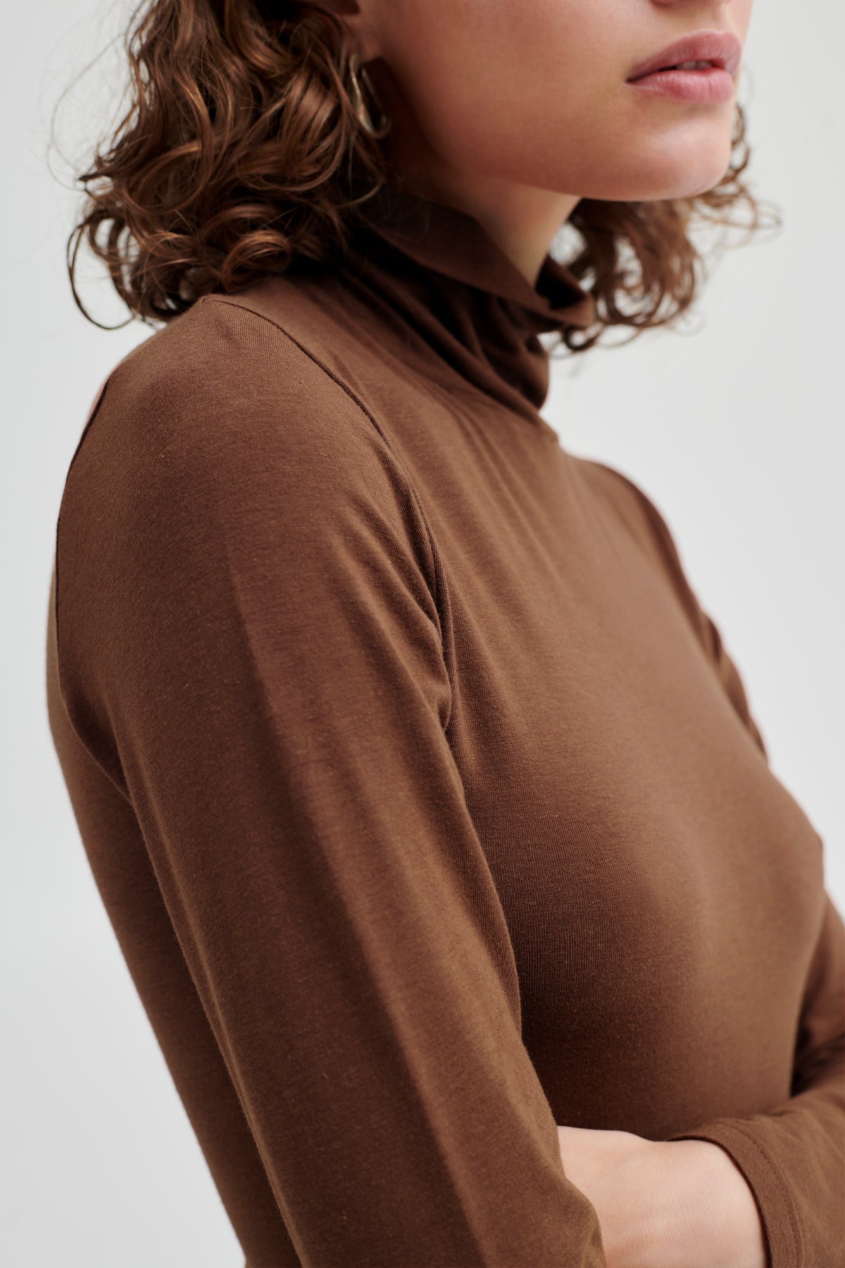 Chandail B.Young Col roulé | Brunette