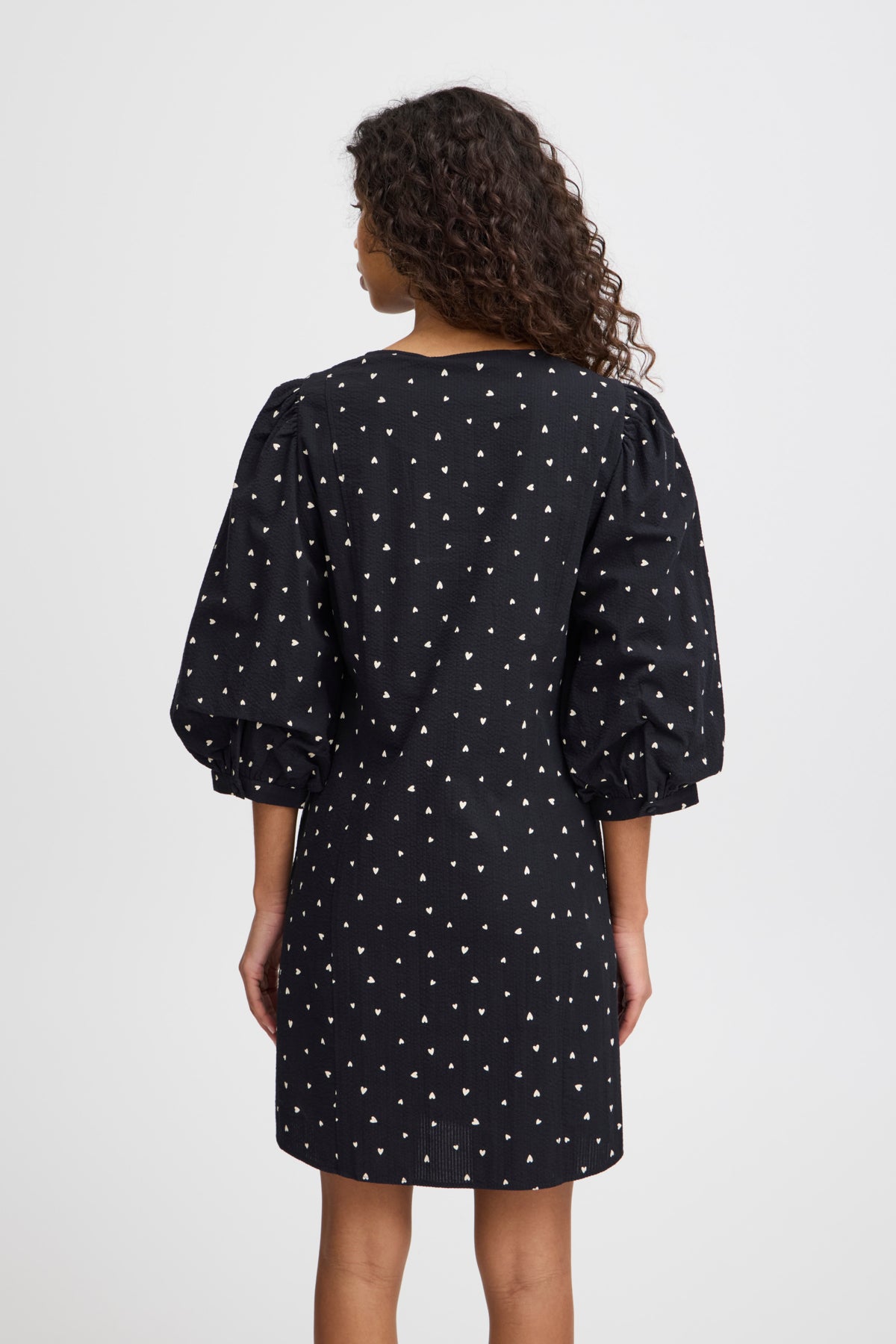 Robe Qwissa | Noir avec coeurs