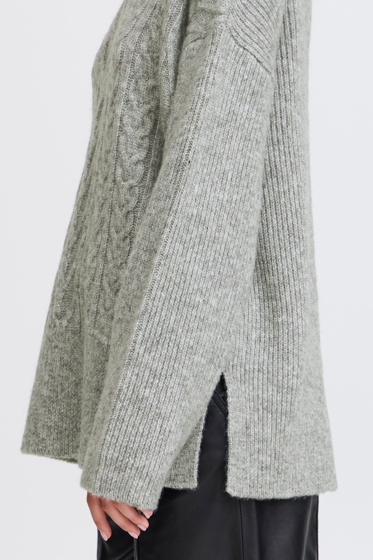 Tricot Nello | B.Young