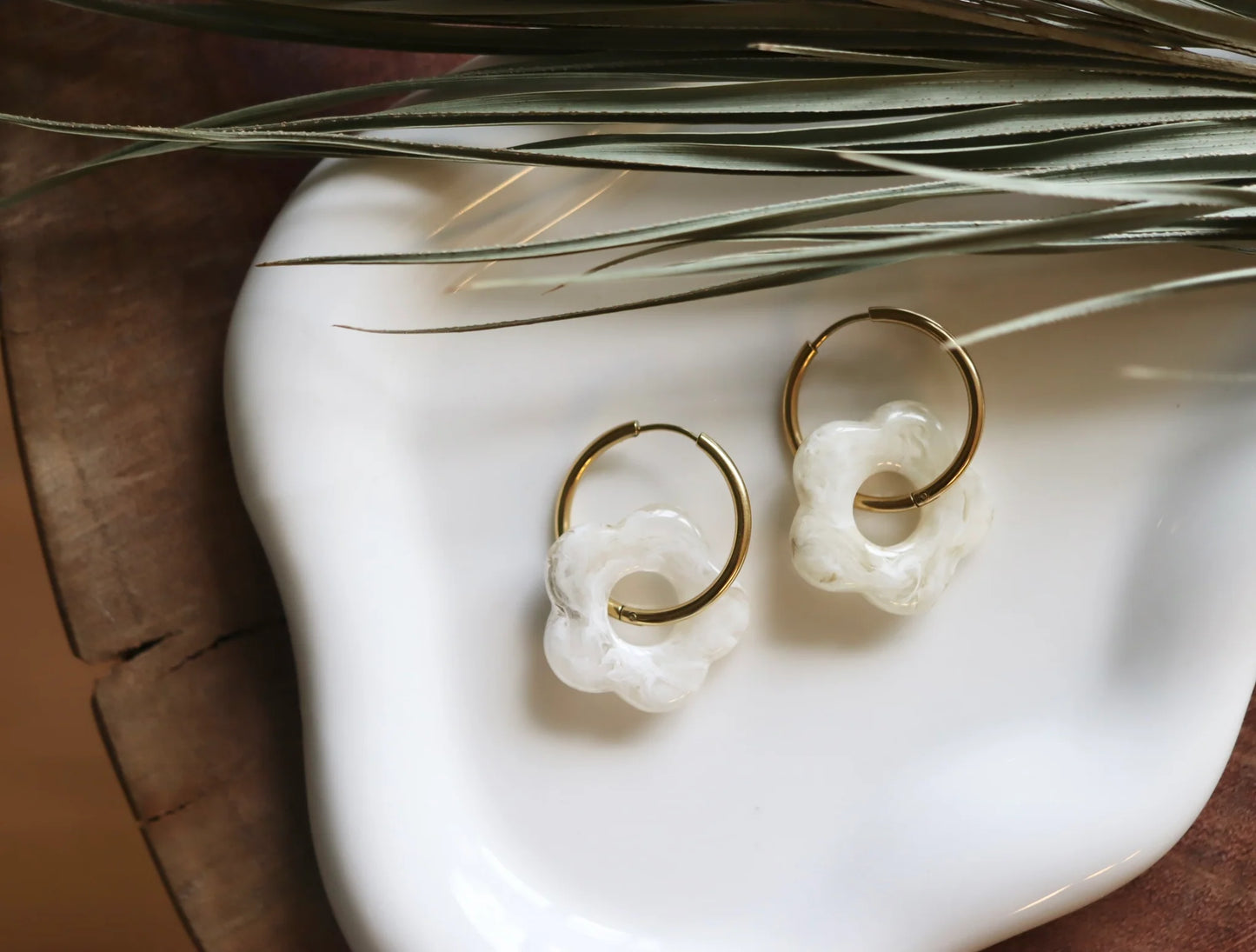 Boucles d'oreilles Fiore - GemsbyŌ | Blanche perlé